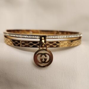 NEW Gucci 7" goldtone Bracelet with Rhinestones